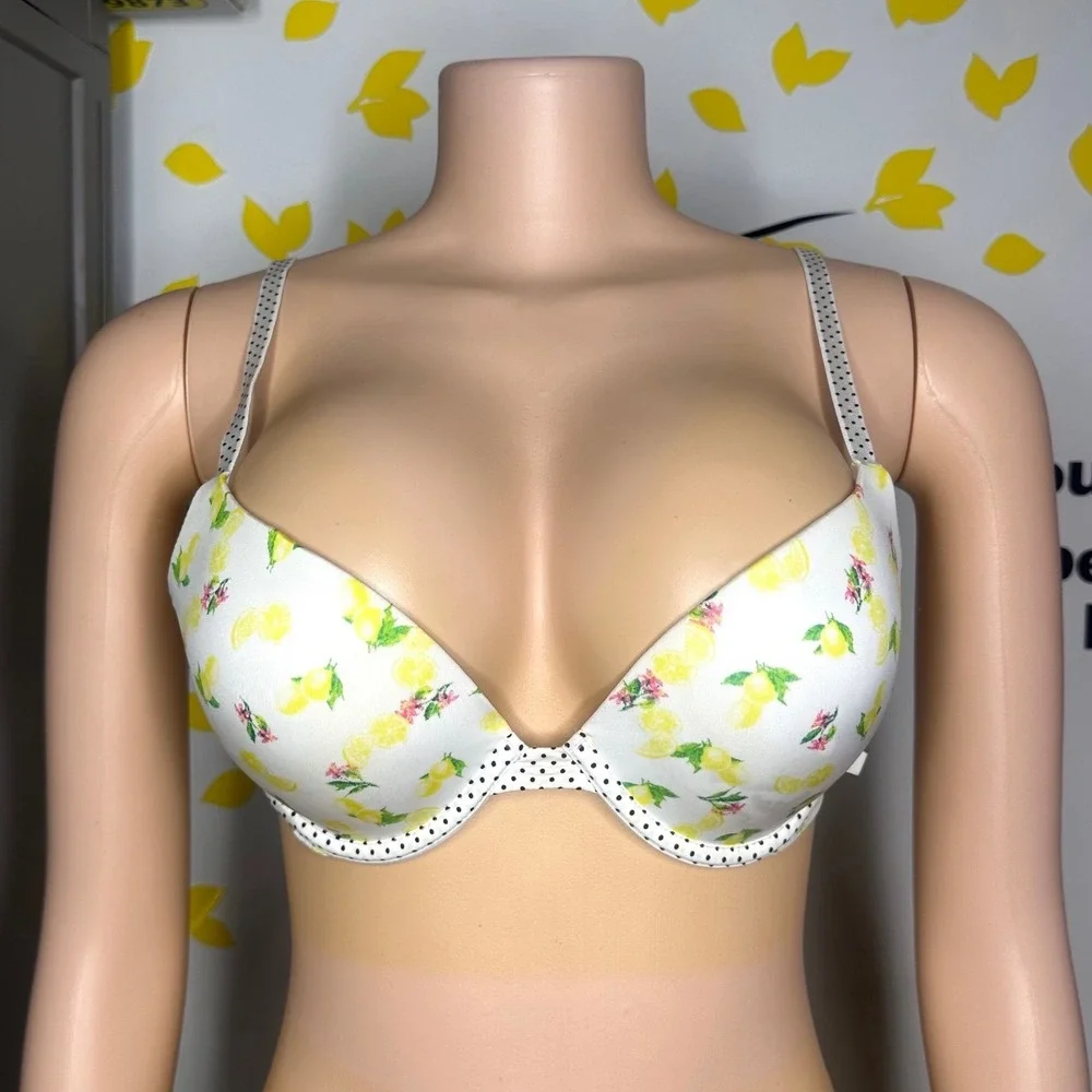 Pink Victoria's Secret Push‎ Up Bra Size 36B